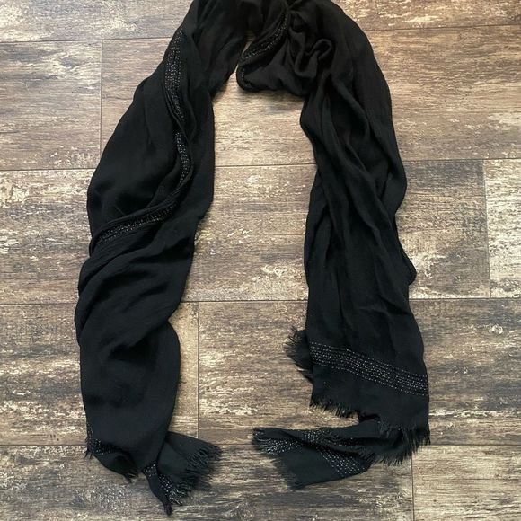 White House Black Market Scarf - Picture 2 of 6